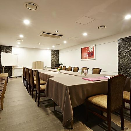 Hotel Namoo Cheong-Ju Чхонджу Экстерьер фото